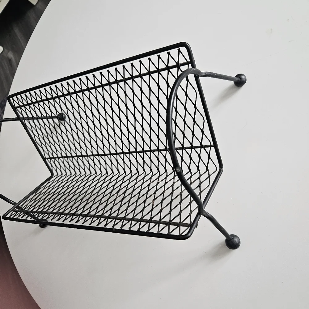 Vintage Atomic Era Black Wire Book/Record/CD Holder